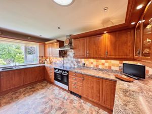 Photo 14- click for photo gallery